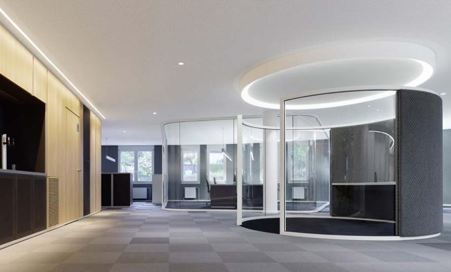 办公室装修施工电路铺设的注意事项有哪些？办公室橡胶地板的施工工艺是什么？